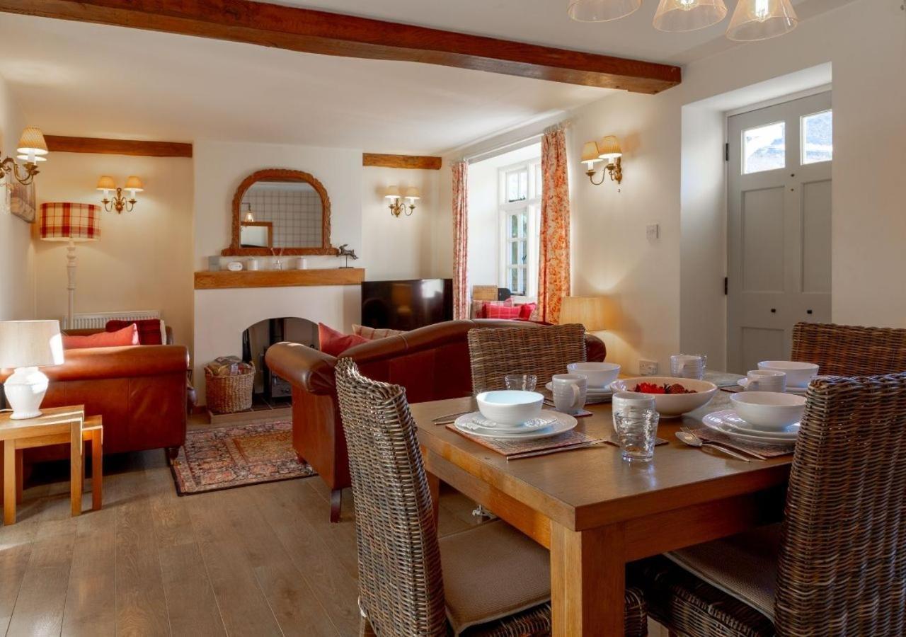 Jasmine Cottage - 2 Bedroom In Heart Of Bourton! Экстерьер фото