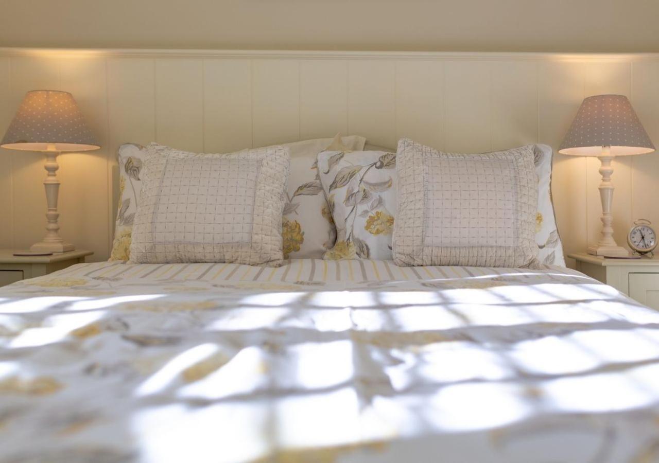 Jasmine Cottage - 2 Bedroom In Heart Of Bourton! Экстерьер фото